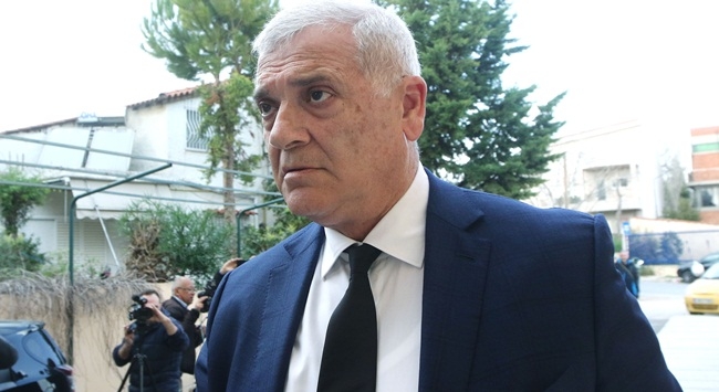 «Έχουν μπερδέψει τους εφιάλτες τους με όνειρα θερινής νυκτός»