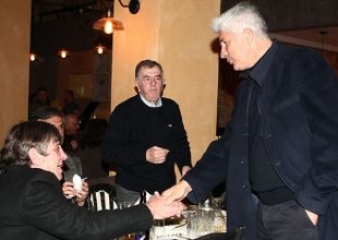 Στο πλευρό του Τάσου οι παλιοί φίλοι του