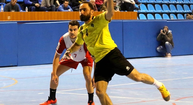 Στο νοσοκομείο για ράμματα ο Μπακαούκας