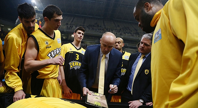 Ζντοβτς: «Να κάνουμε ένα δυναμικό… comeback»