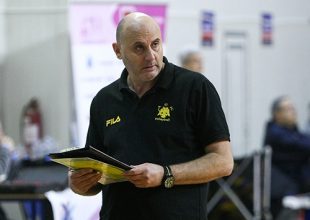 Ρουμελιώτης: «Ένα μεγάλο μπράβο στα κορίτσια»