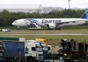 Έκανε αεροπειρατεία για να επικοινωνήσει με την πρώην του