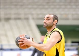 Εσπασε το «φράγμα» των 3000 πόντων ο Καλαμπόκης