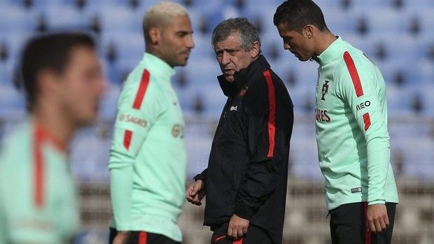 Σάντος: «Το ποδόσφαιρο δεν φοβάται» Σάντος: «Το ποδόσφαιρο δεν φοβάται»