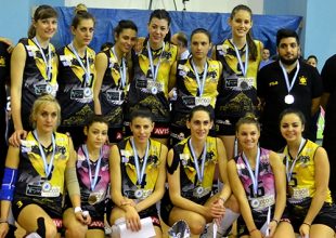 Κωνσταντινίδου: «Συγκινήθηκα με τους πρόσφυγες»