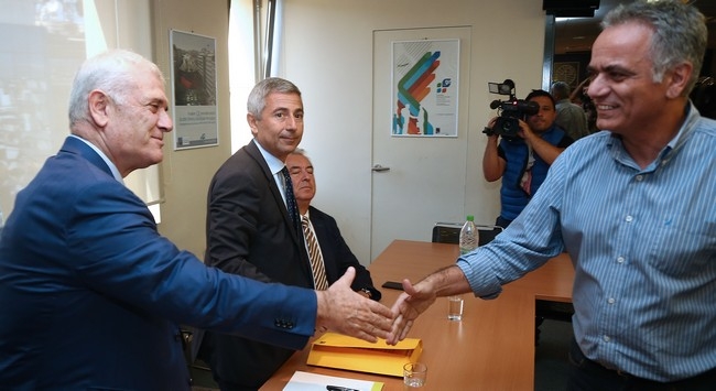 Σκουρλέτης: «Θέμα ημερών η υπογραφή»