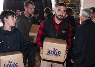 «Όταν βοηθάς, να το κάνεις με την καρδιά σου» (pic)