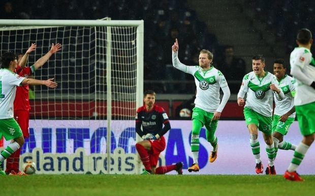 «Βύθισε» το Ανόβερο η Βόλφσμπουργκ