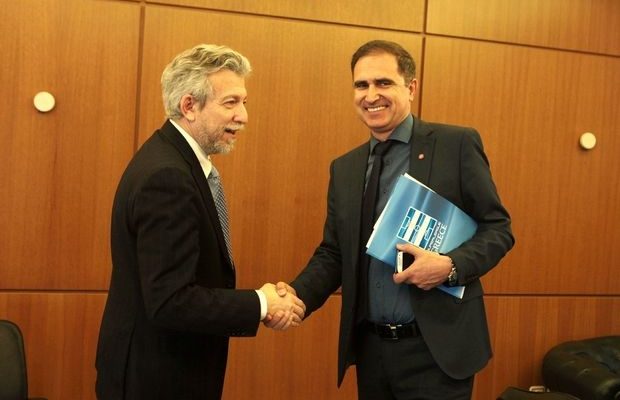 Aναβλήθηκε η συνάντηση Κοντονή – Λίγκας