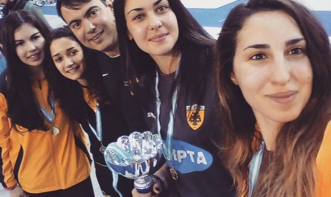 Νταμπλ για τα «κίτρινα» σπαθιά