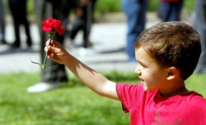 Για πότε μεταφέρεται η αργία της Πρωτομαγιάς