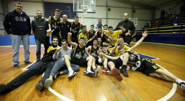 KAE AEK: «Έυγε στους πιτσιρικάδες μας»