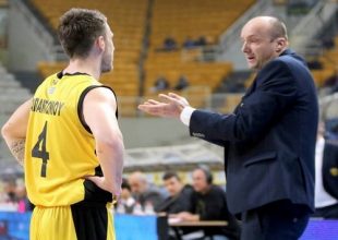 Ζντοβτς: «Να δείξουμε χαρακτήρα»