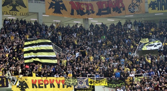 Σαν να παίζει η ΑΕΚαρα στα Φιλαδέλφεια… (vids)
