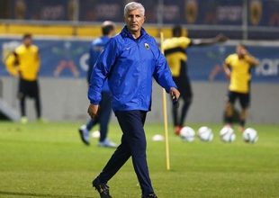 Ξεκάθαρος ο Μανωλάς για το μέλλον του