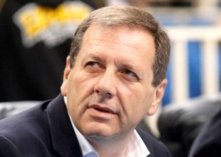 Αγγελόπουλος: «Δεν κάνουμε πίσω»