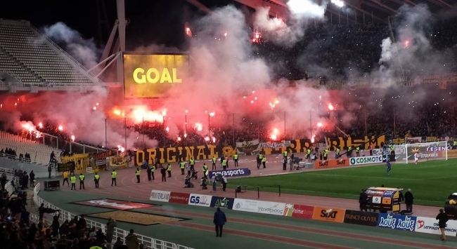 Χωρίς κόσμο με Πανιώνιο