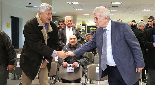 Το «μπράβο» του Μελισσανίδη σε Μανωλά