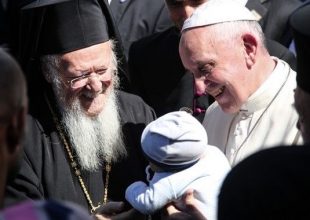 Ο Πάπας έριξε τα Τείχη του μίσους. Δήλωσε “υπερήφανος” για τη στάση της Ελλάδας