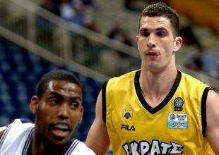 Αθόρυβος και καταλυτικός