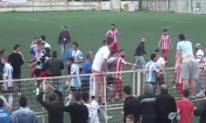 Άγριο «ξύλο» μεταξύ παικτών σε ερασιτεχνικό ματς