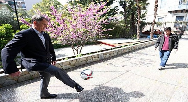 Η επίσκεψη του Ντούσαν Μπάγεβιτς στη ΜΕΤΑδραση