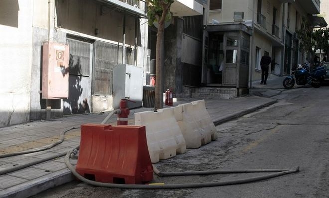 Επίθεση με βόμβες μολότοφ στο Αστυνομικό Τμήμα Εξαρχείων