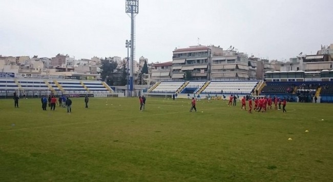 Επεισόδια και ξύλο στη Νίκαια πριν από το Ιωνικός – Ιάλυσος
