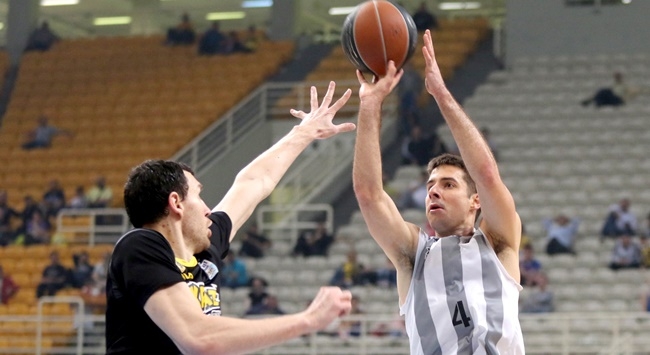 Τιμωρήθηκε με πρόστιμο, γλίτωσε την έδρα