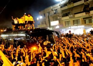 Εμείς ακόμα το γλεντάμε! (videos)