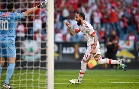 Δύο γκολ ο Μήτρογλου στον τελικό του Λιγκ Καπ
