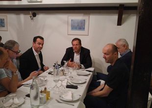 Δείπνο στην Καλαμαριά για τη Βασίλισσα (PICS)