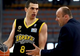 Άργησε να ξυπνήσει…