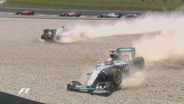 VIDEO: Τα έσπασαν Hamilton – Rosberg, απίστευτος Verstappen! VIDEO: Τα έσπασαν Hamilton – Rosberg, απίστευτος Verstappen!