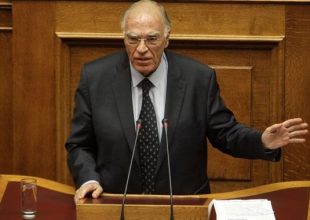 Λεβέντης: ‘Έγκλημα’ του Καραμανλή οι πρόωρες εκλογές