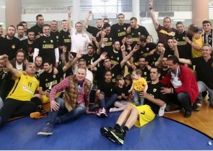 Η μεγάλη επιστροφή της Βασίλισσας του Βαγγέλη Ζιάγκου (vid)