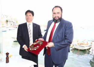 Ο Ολυμπιακός με τους “Kόκκινους Aετούς” της Σαγκάης!