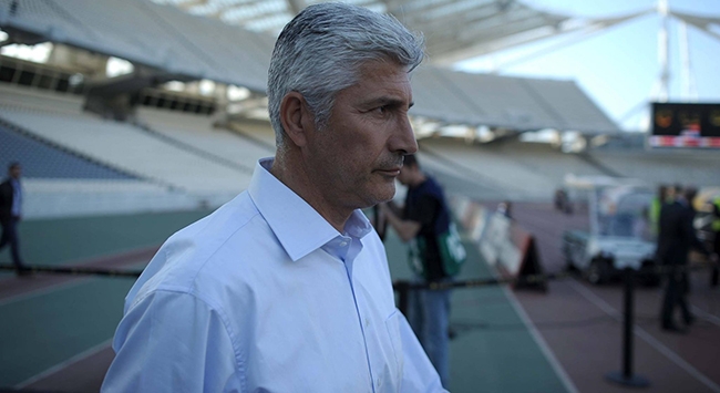 Πονοκέφαλος οι απουσίες