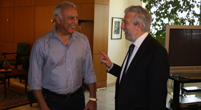 Σε «Nick Galis Hall» ονομάζεται το κλειστό του ΟΑΚΑ