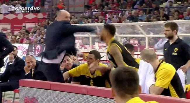 Το επεισόδιο μεταξύ Γκριν και Ζντοβτς (vid)