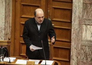 Αλεξιάδης: Δίνουμε αγώνα για την κοινωνία