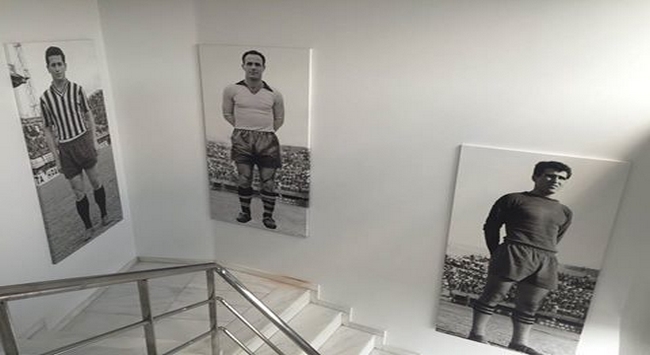 Οι μεγάλες μορφές στη θέση τους (pics)