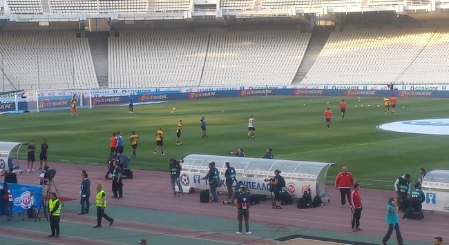 Βγήκε για προθέρμανση η ΑΕΚ (video)