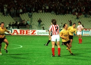 Το γκολ της δεκαετίας! (pics + vid)