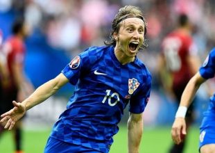 Με γκολάρα Μόντριτς η Κροατία, 1-0 την Τουρκία