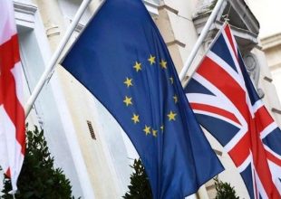 Brexit: Έφτασε στο 72% η πιθανότητα για παραμονή της χώρας στην ΕΕ