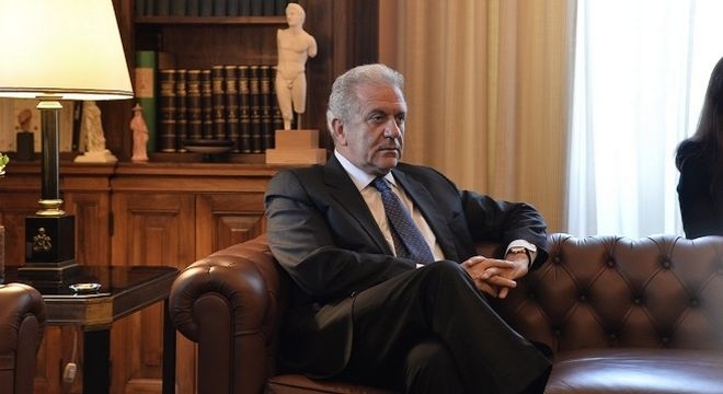 Εκλογή του Προέδρου της Δημοκρατίας από τον λαό προτείνει ο Αβραμόπουλος