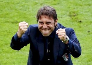 VIDEO: O Kόντε στέλνει την μπάλα στα… πουλιά