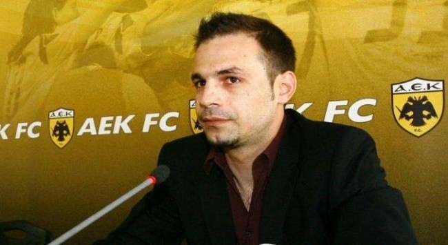 Ο Ντέμης υποκλίθηκε στον Σάντος (ΦΩΤΟ)