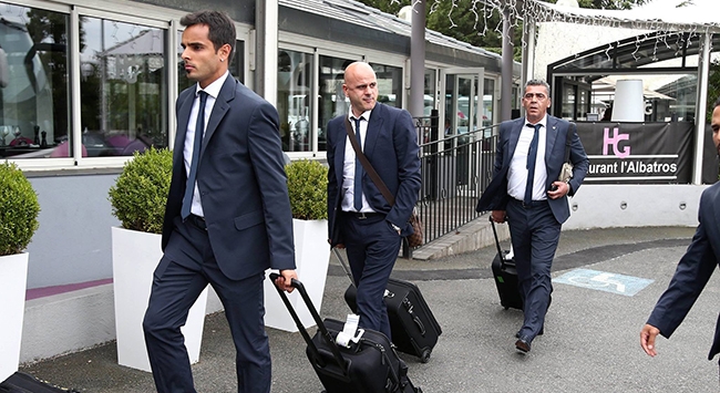 Δείπνο στη Γαλλία για την ΑΕΚ
